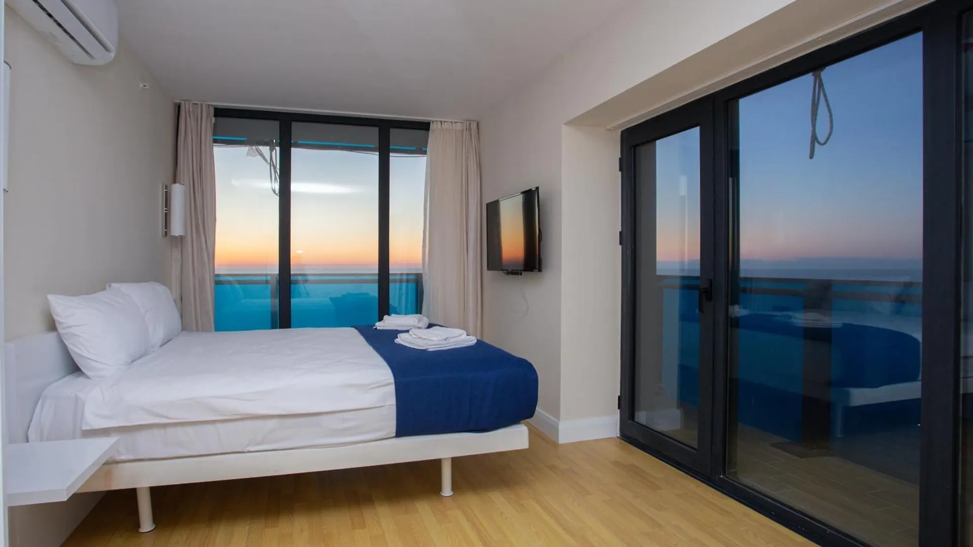 Batumi Concept Hotel 0*,  Georgia